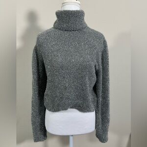 ✨ Chic Metallic Gray Knit Sweater by ZARA ✨
Ne